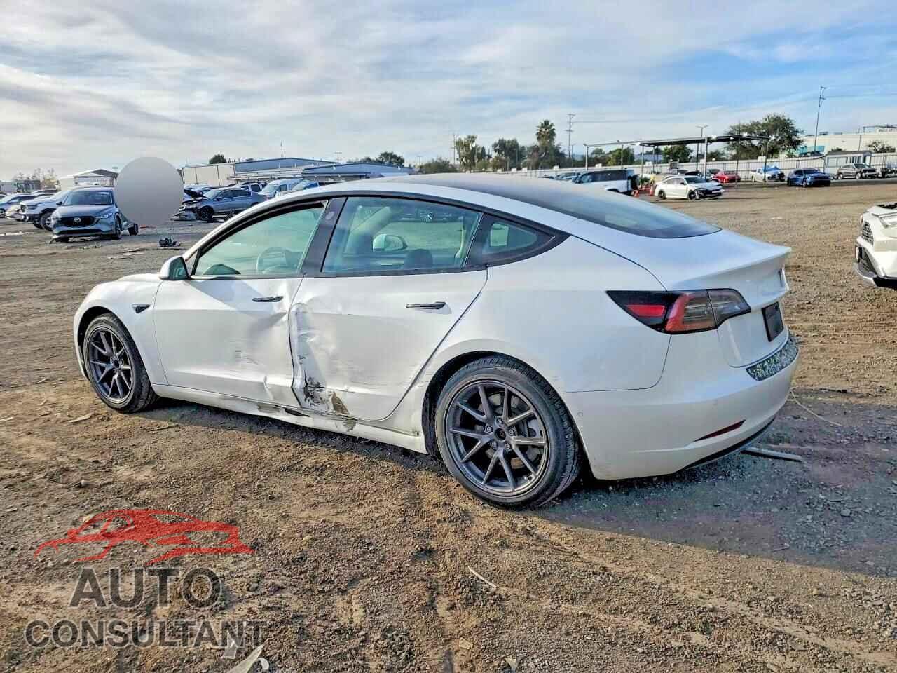 TESLA MODEL 3 2021 - 5YJ3E1EA3MF027240