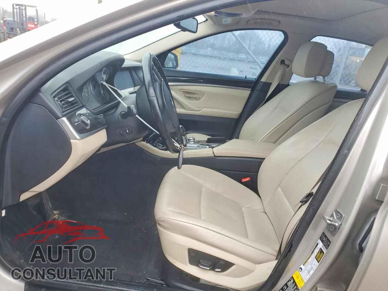 BMW 535 2011 - WBAFU7C50BC870070