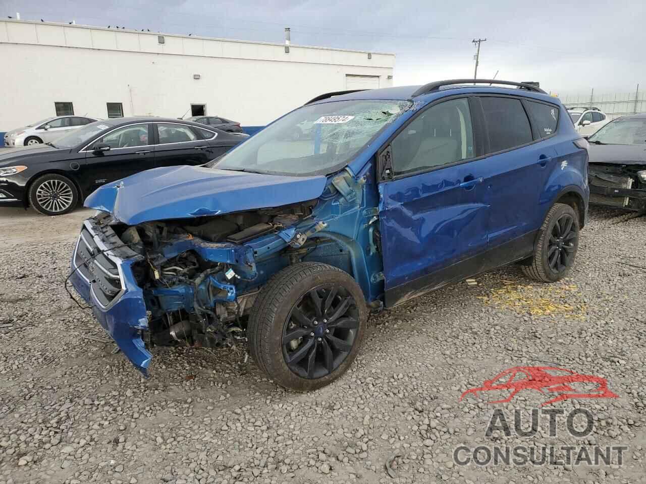 FORD ESCAPE 2017 - 1FMCU9G92HUB02443