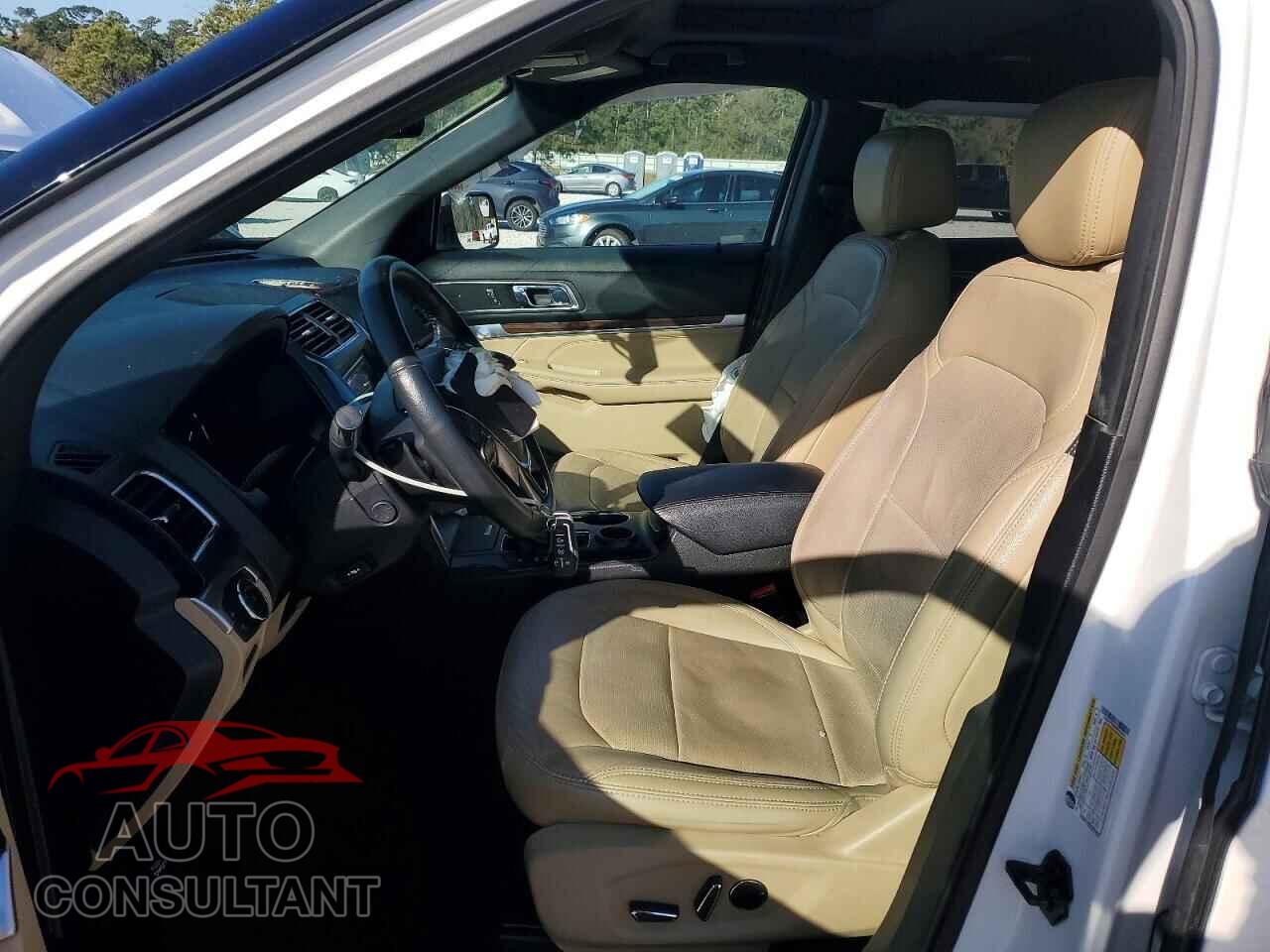FORD EXPLORER 2017 - 1FM5K7F89HGD02584