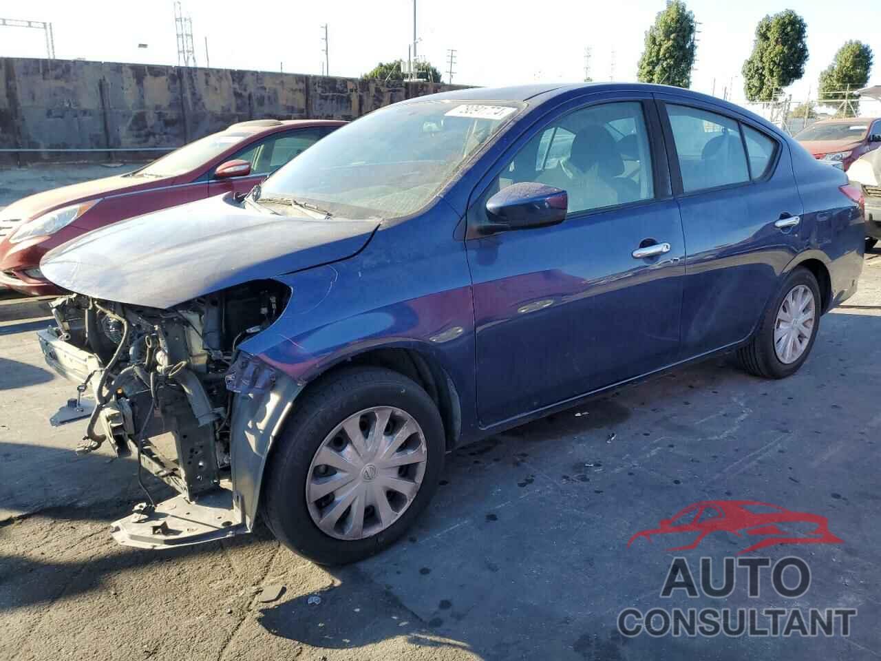 NISSAN VERSA 2019 - 3N1CN7AP1KL867810