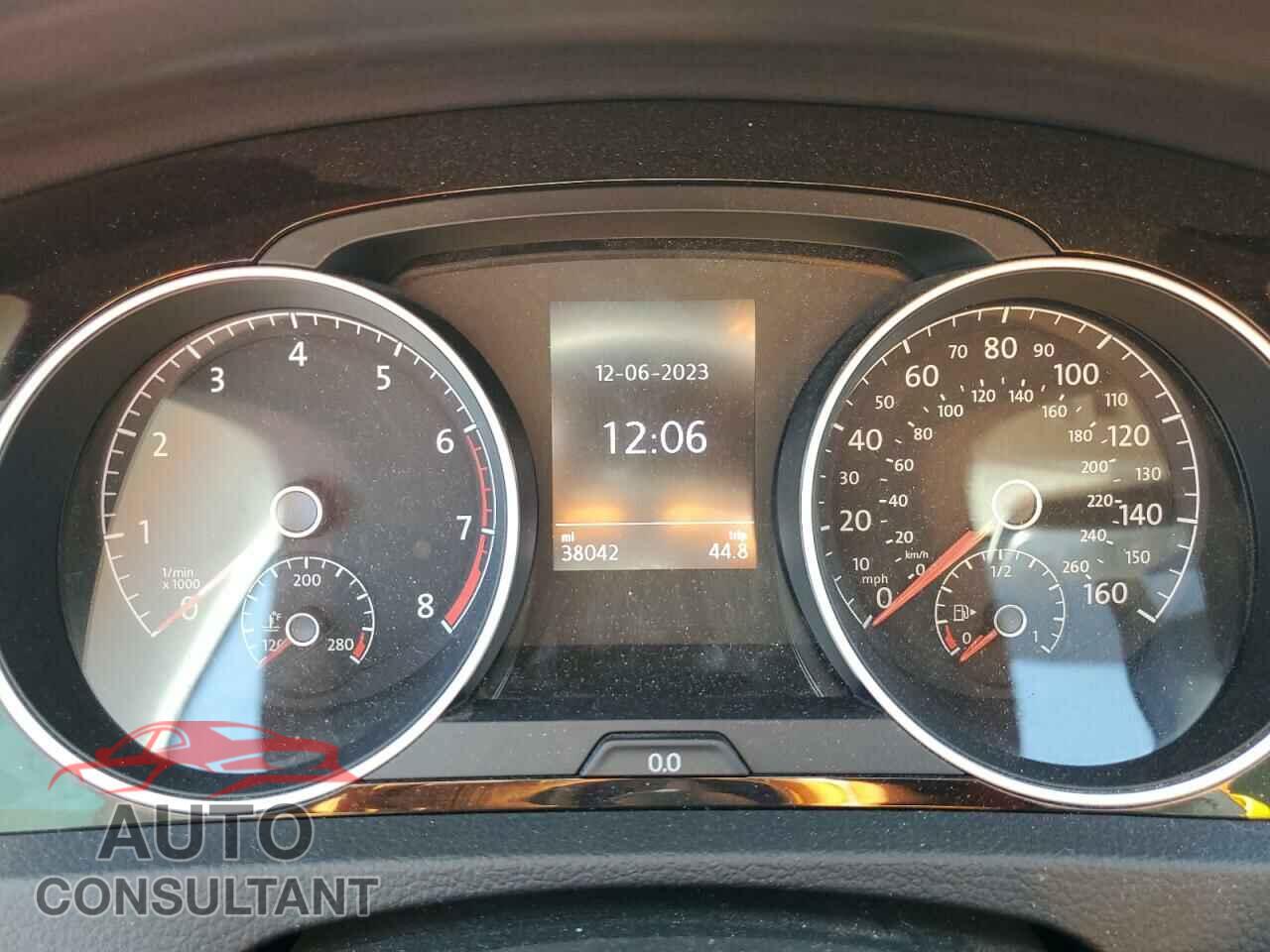 VOLKSWAGEN GOLF 2017 - 3VW217AU5HM059146