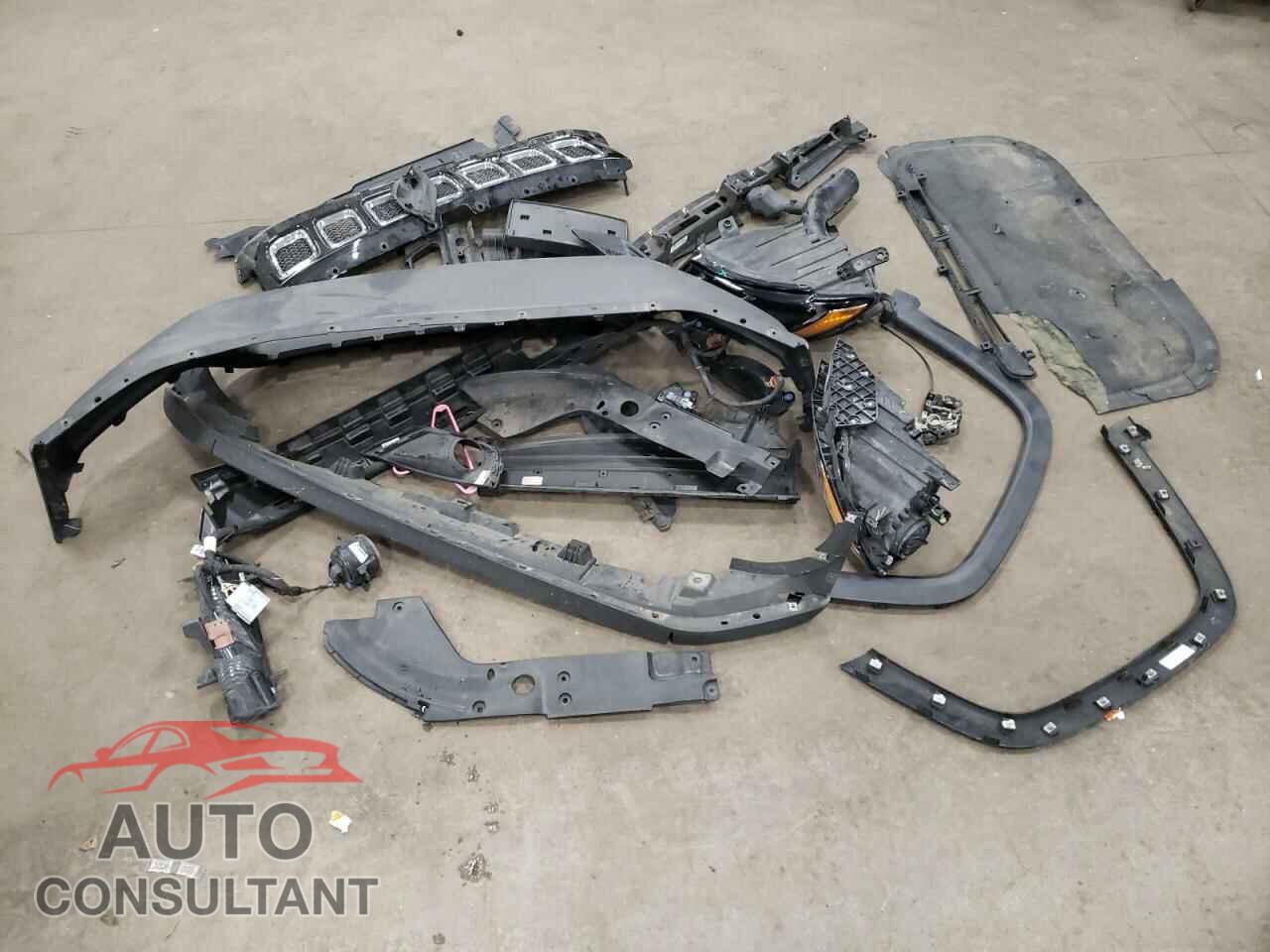 JEEP COMPASS 2018 - 3C4NJDBB2JT418332
