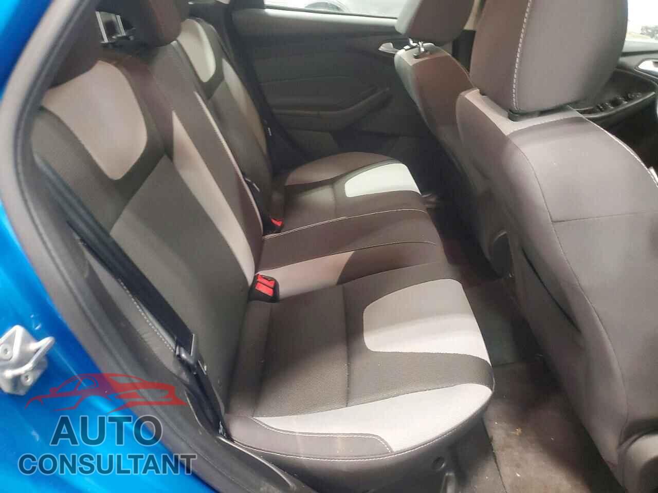 FORD FOCUS 2014 - 1FADP3K25EL348031