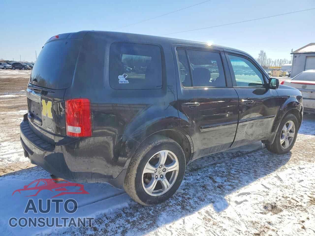 HONDA PILOT 2015 - 5FNYF4H43FB005266