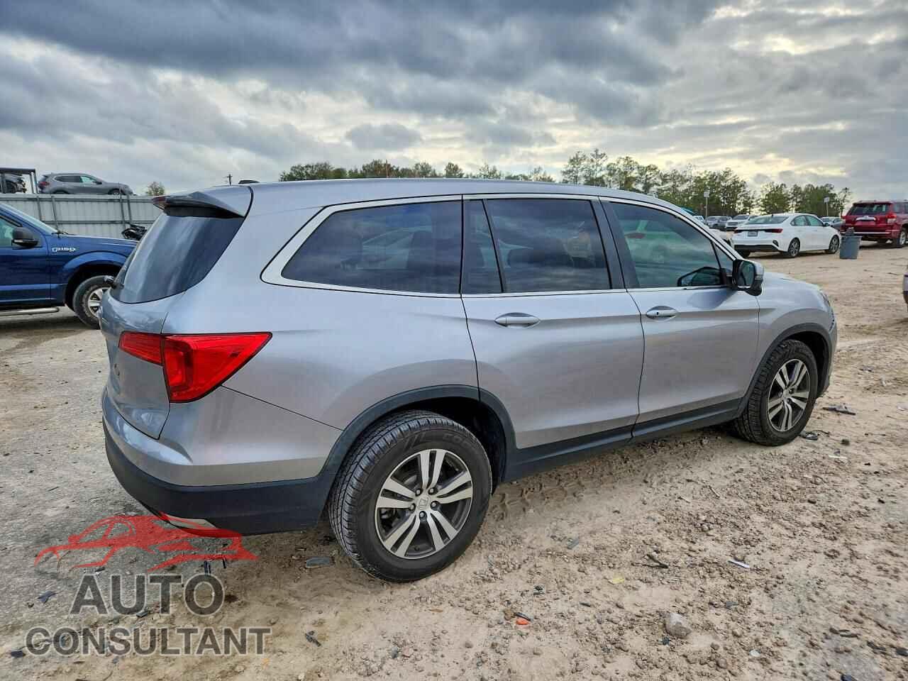 HONDA PILOT 2016 - 5FNYF5H3XGB054107