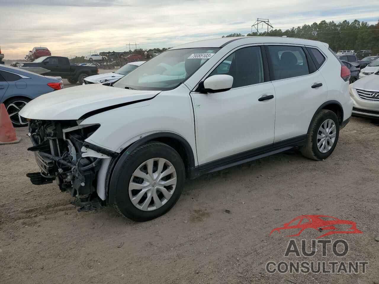 NISSAN ROGUE 2017 - KNMAT2MT4HP566516