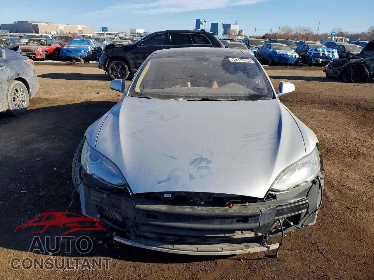 TESLA MODEL S 2013 - 5YJSA1DP4DFP06866