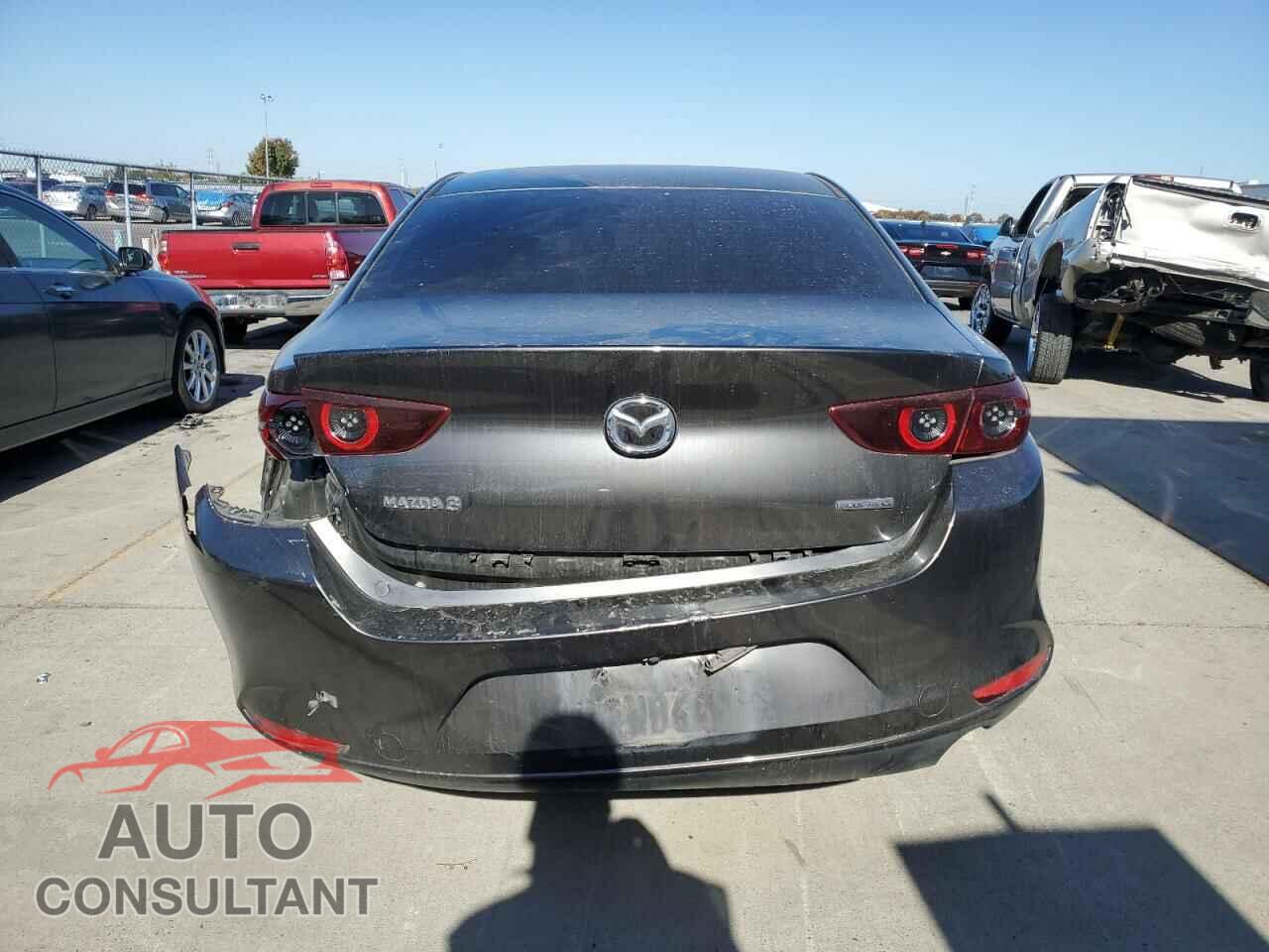 MAZDA 3 2019 - JM1BPACL4K1111289