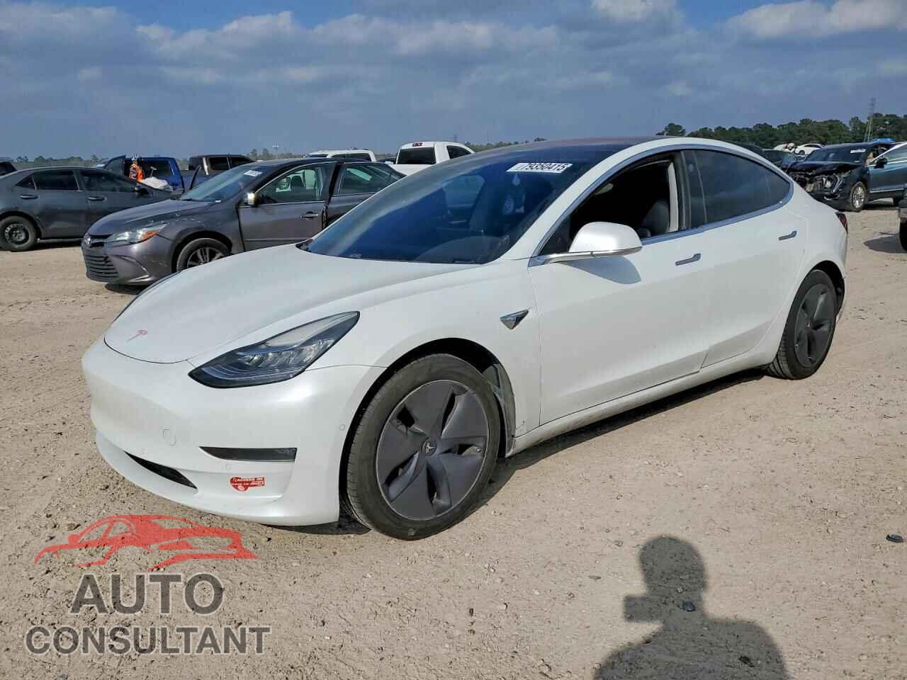 TESLA MODEL 3 2018 - 5YJ3E1EA6JF045033