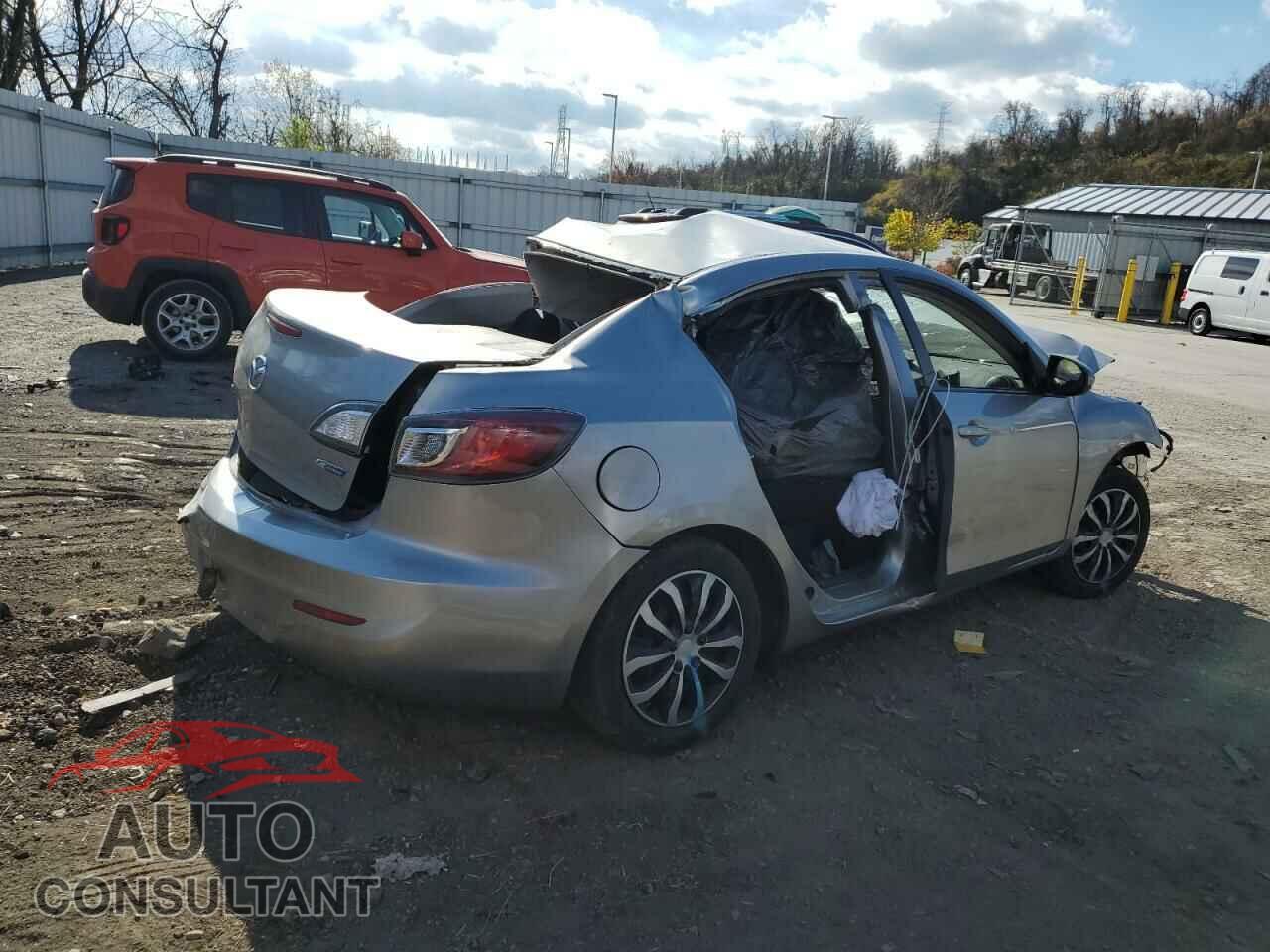 MAZDA 3 2013 - JM1BL1UP0D1832483