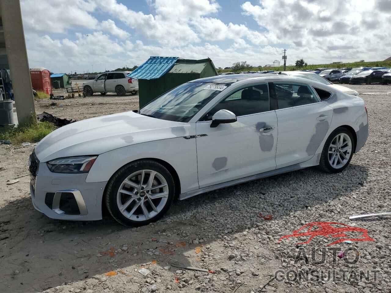 AUDI A5 2023 - WAUEACF54PA031583