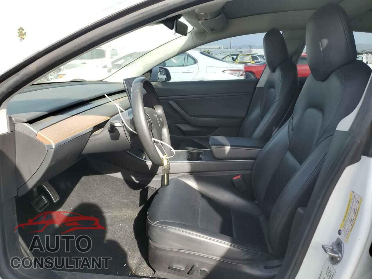 TESLA MODEL 3 2019 - 5YJ3E1EB1KF512398