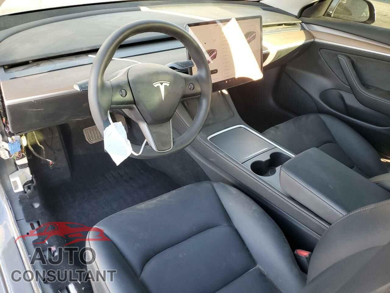 TESLA MODEL 3 2023 - 5YJ3E1EA8PF689500