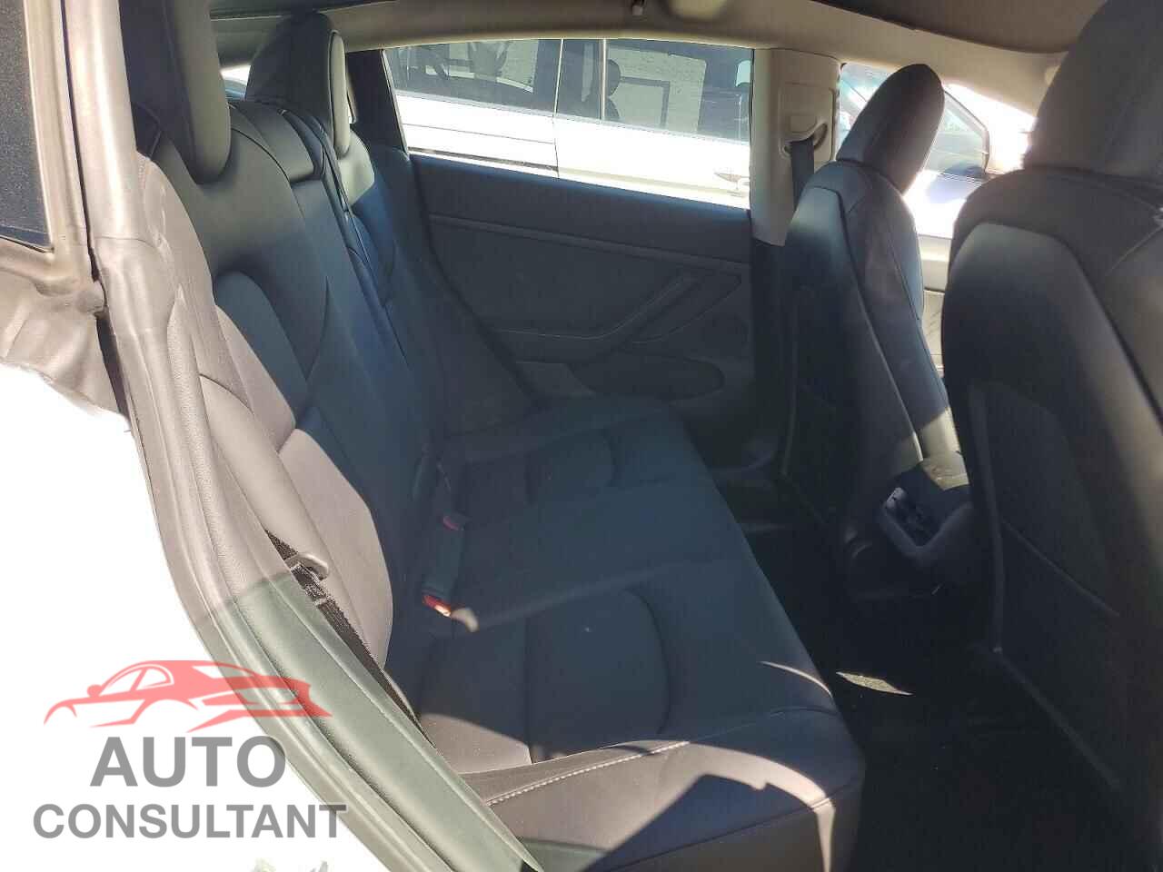 TESLA MODEL 3 2022 - 5YJ3E1EB6NF180575
