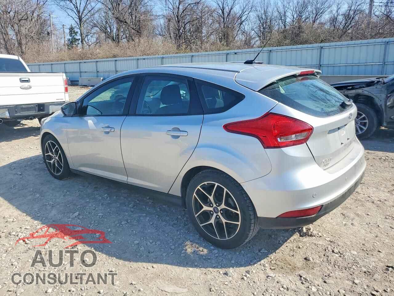 FORD FOCUS 2017 - 1FADP3M24HL244910