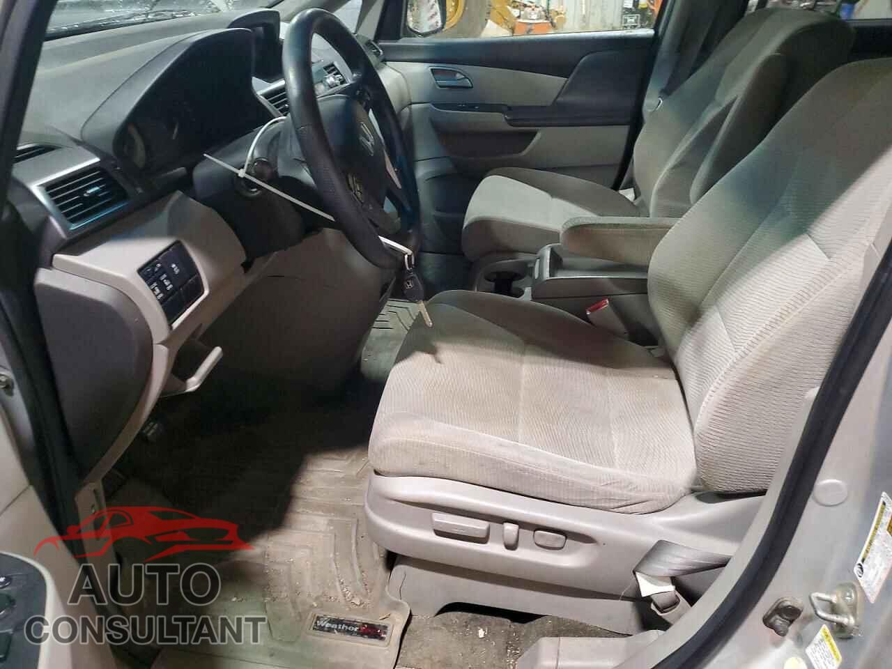 HONDA ODYSSEY 2012 - 5FNRL5H49CB077846
