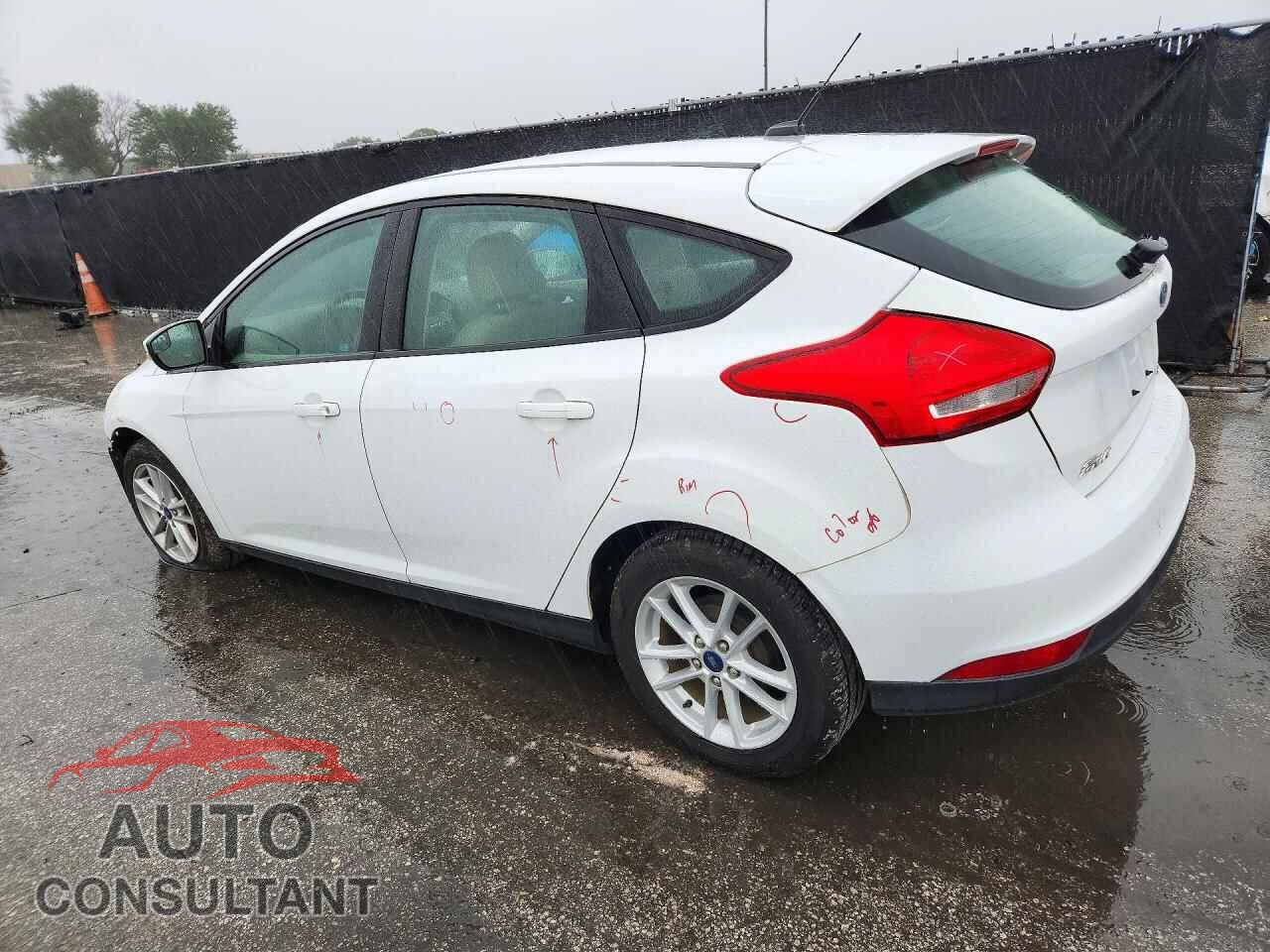 FORD FOCUS 2017 - 1FADP3K27HL208244