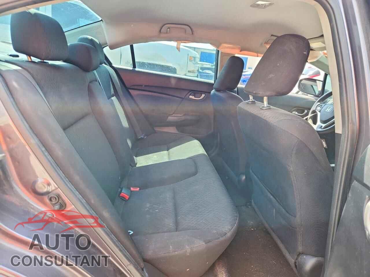 HONDA CIVIC 2015 - 19XFB2F77FE044243