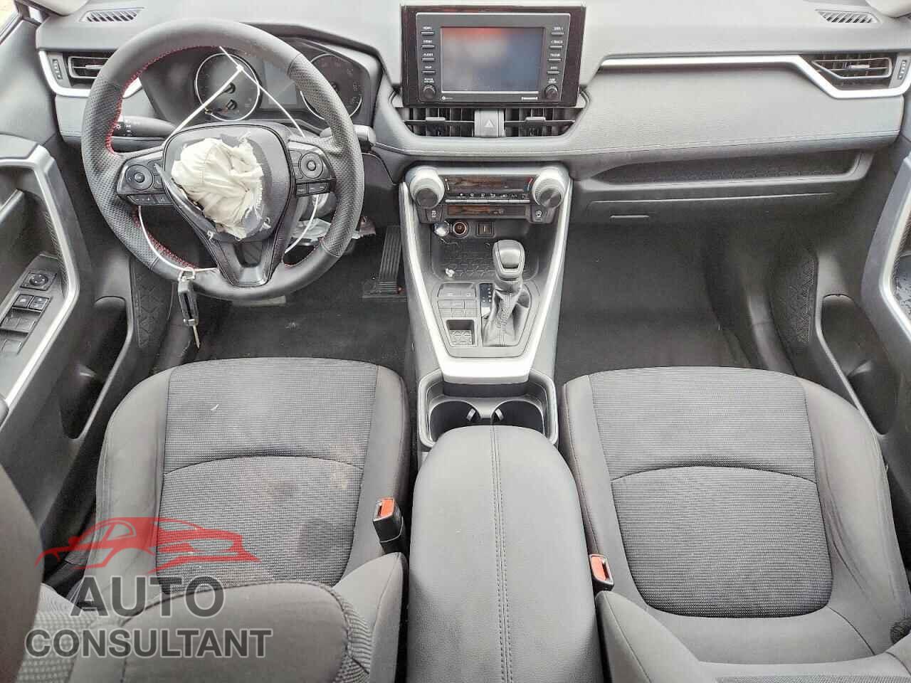 TOYOTA RAV4 2021 - 2T3F1RFVXMC213930