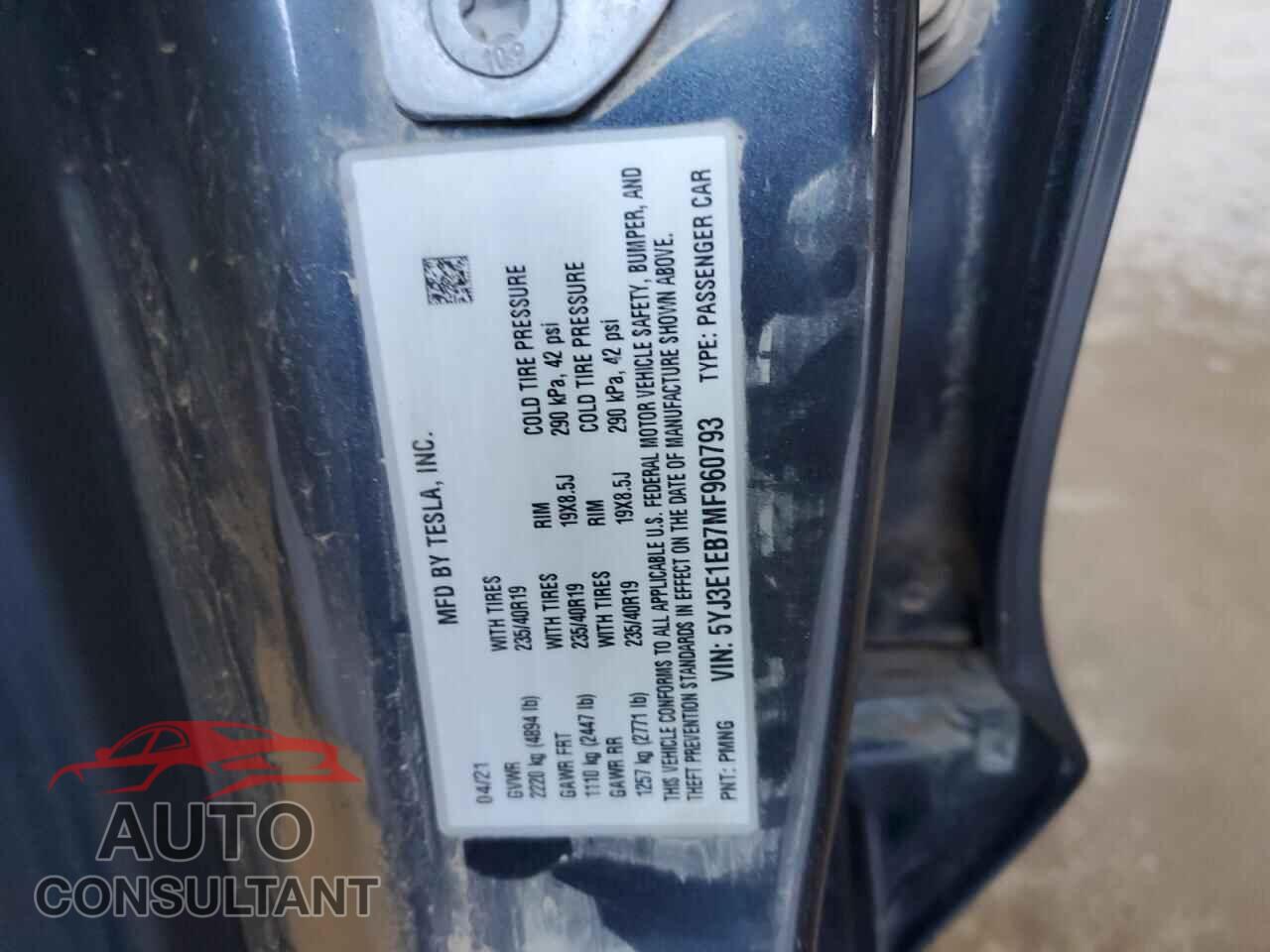 TESLA MODEL 3 2021 - 5YJ3E1EB7MF960793