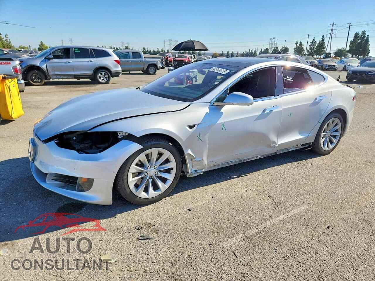 TESLA MODEL S 2016 - 5YJSA1E16GF166659