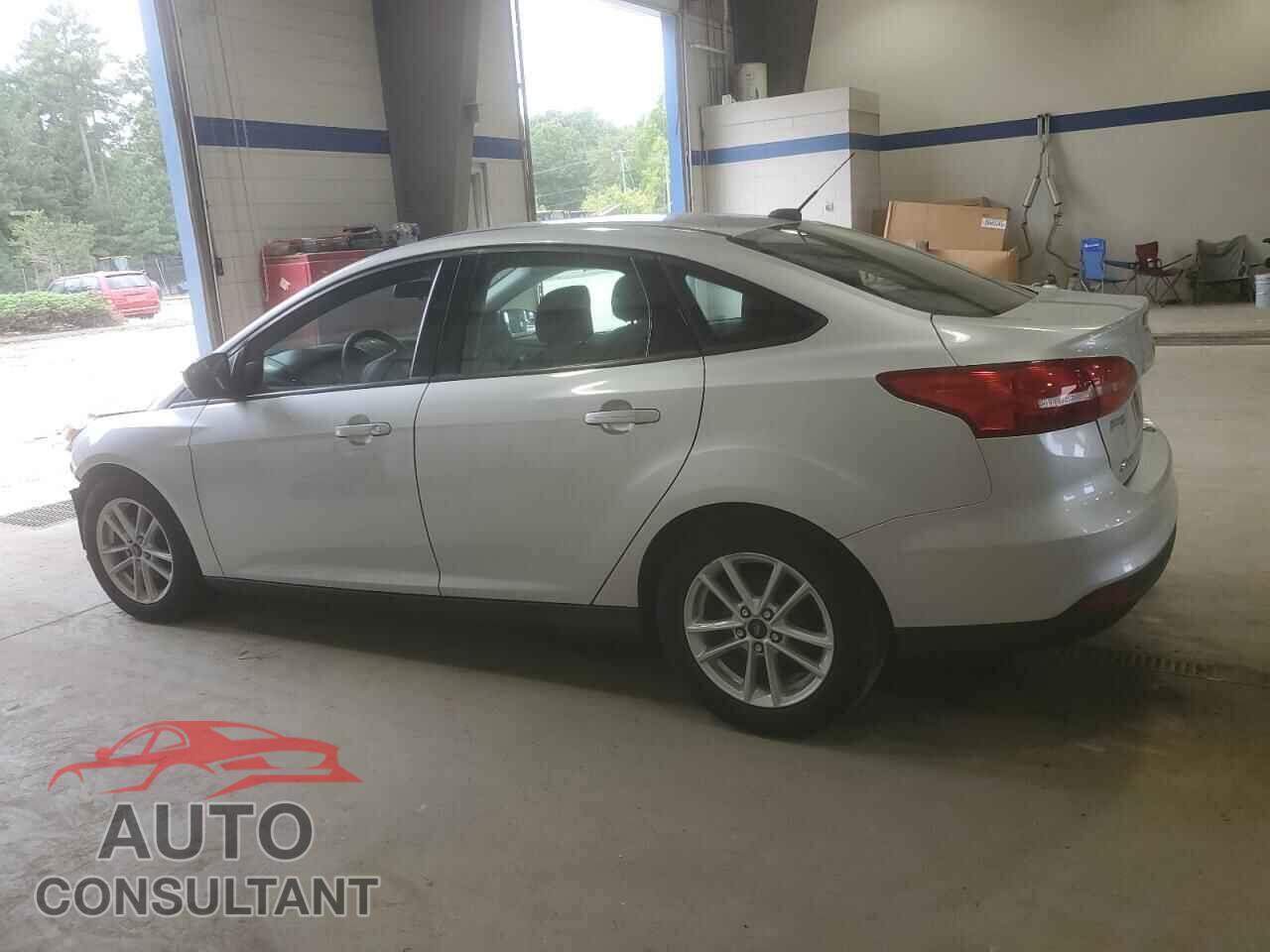 FORD FOCUS 2018 - 1FADP3F21JL209602