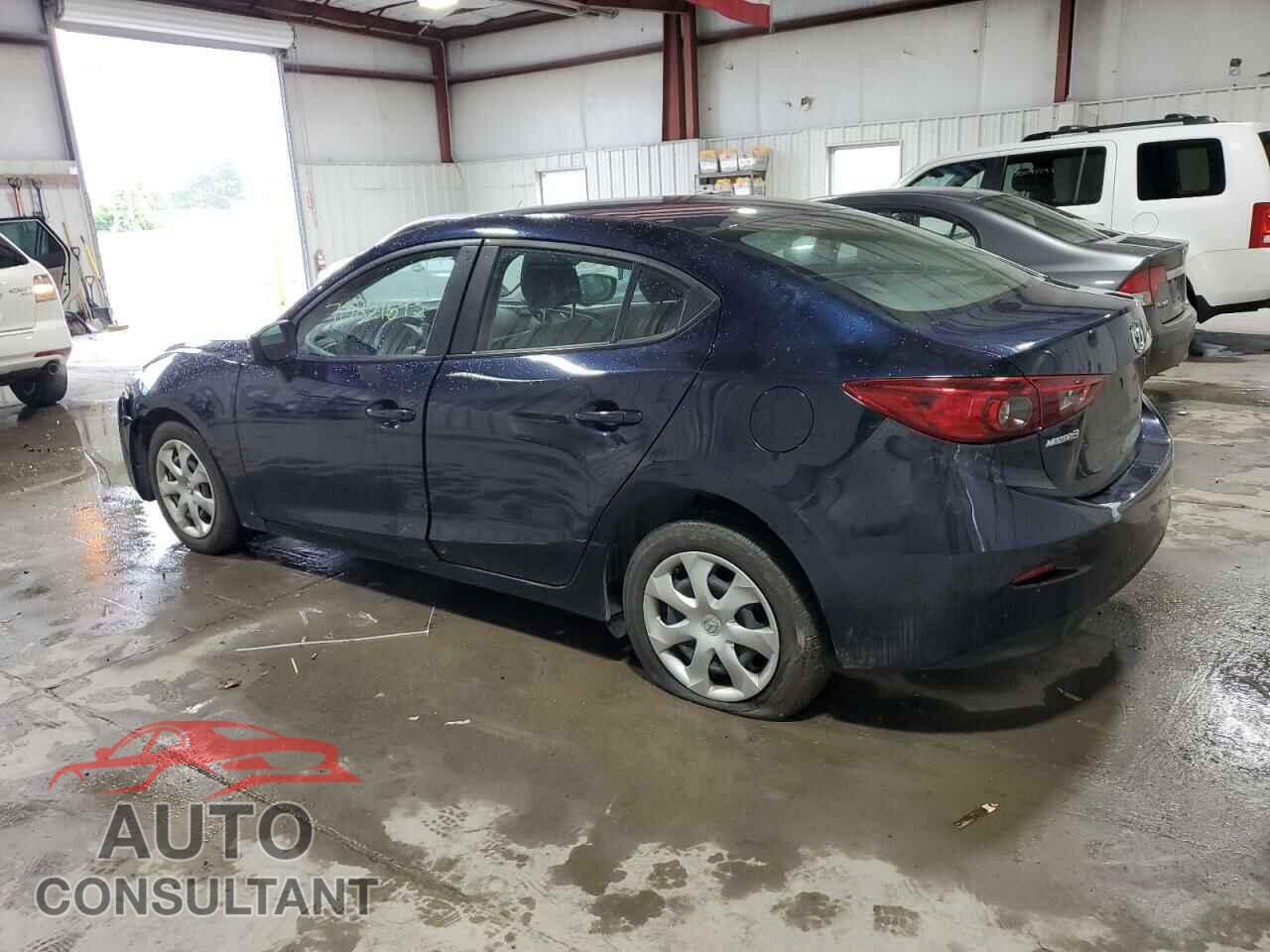 MAZDA 3 2018 - 3MZBN1U73JM261559