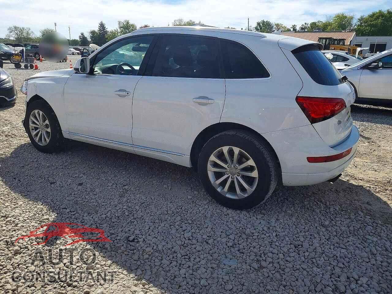 AUDI Q5 2017 - WA1C2AFP8HA042157