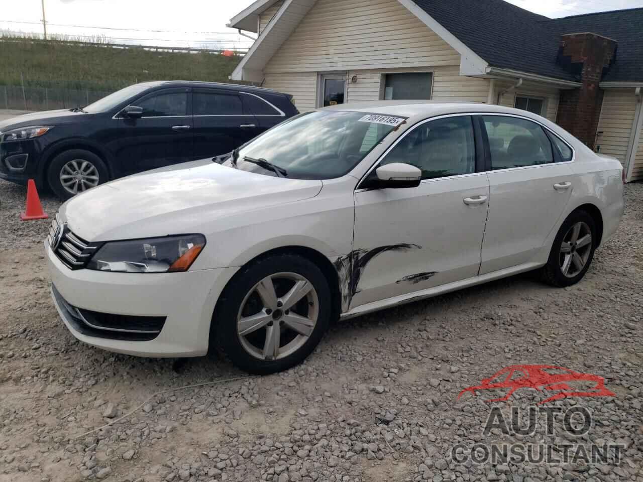 VOLKSWAGEN PASSAT 2013 - 1VWBP7A35DC044387