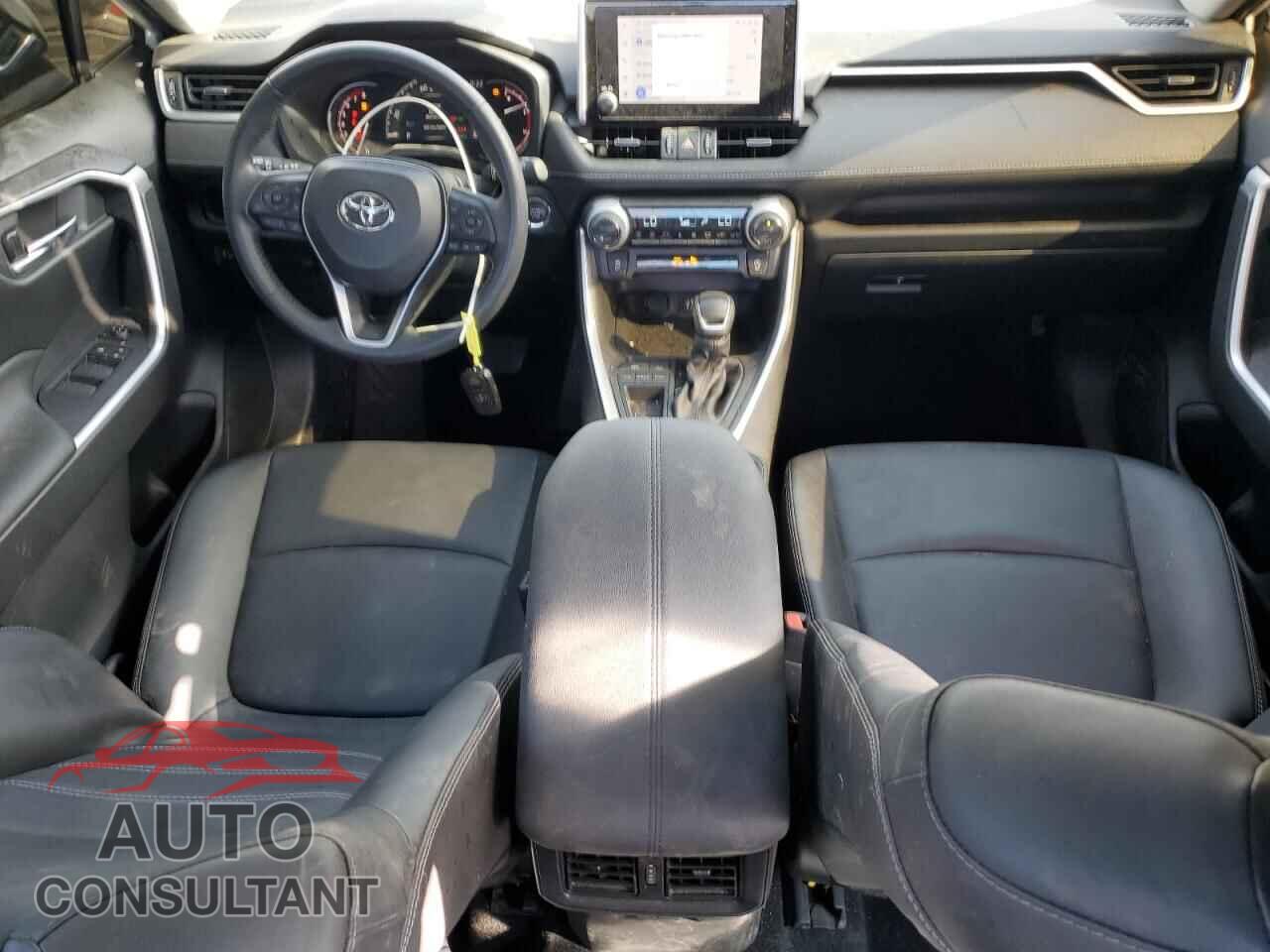 TOYOTA RAV4 2024 - JTMC1RFVXRJ030941