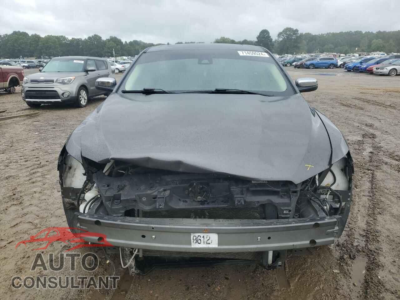FORD TAURUS 2018 - 1FAHP2F80JG127501