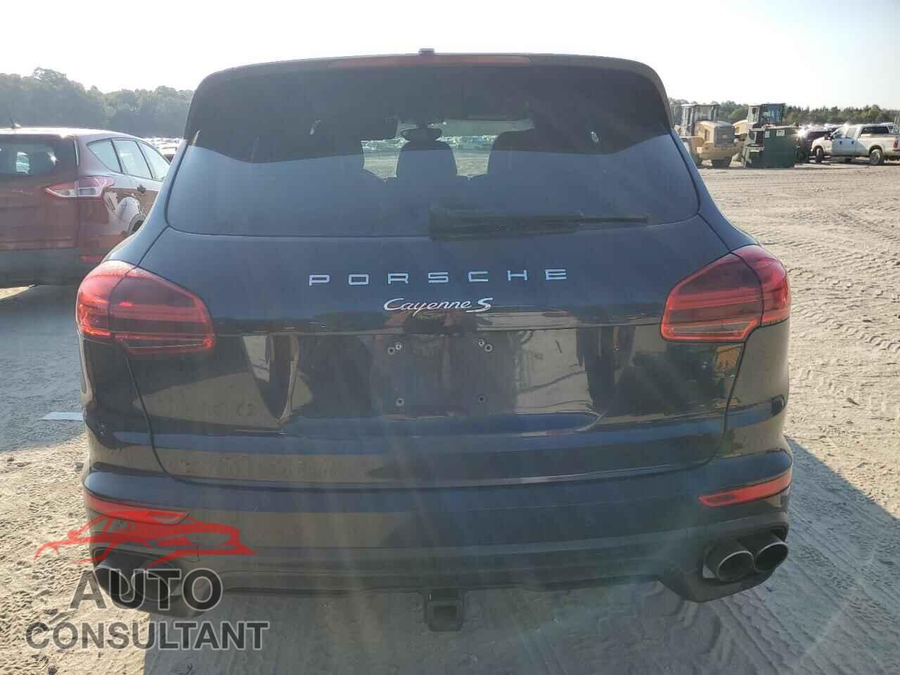 PORSCHE CAYENNE 2015 - WP1AB2A21FLA56920