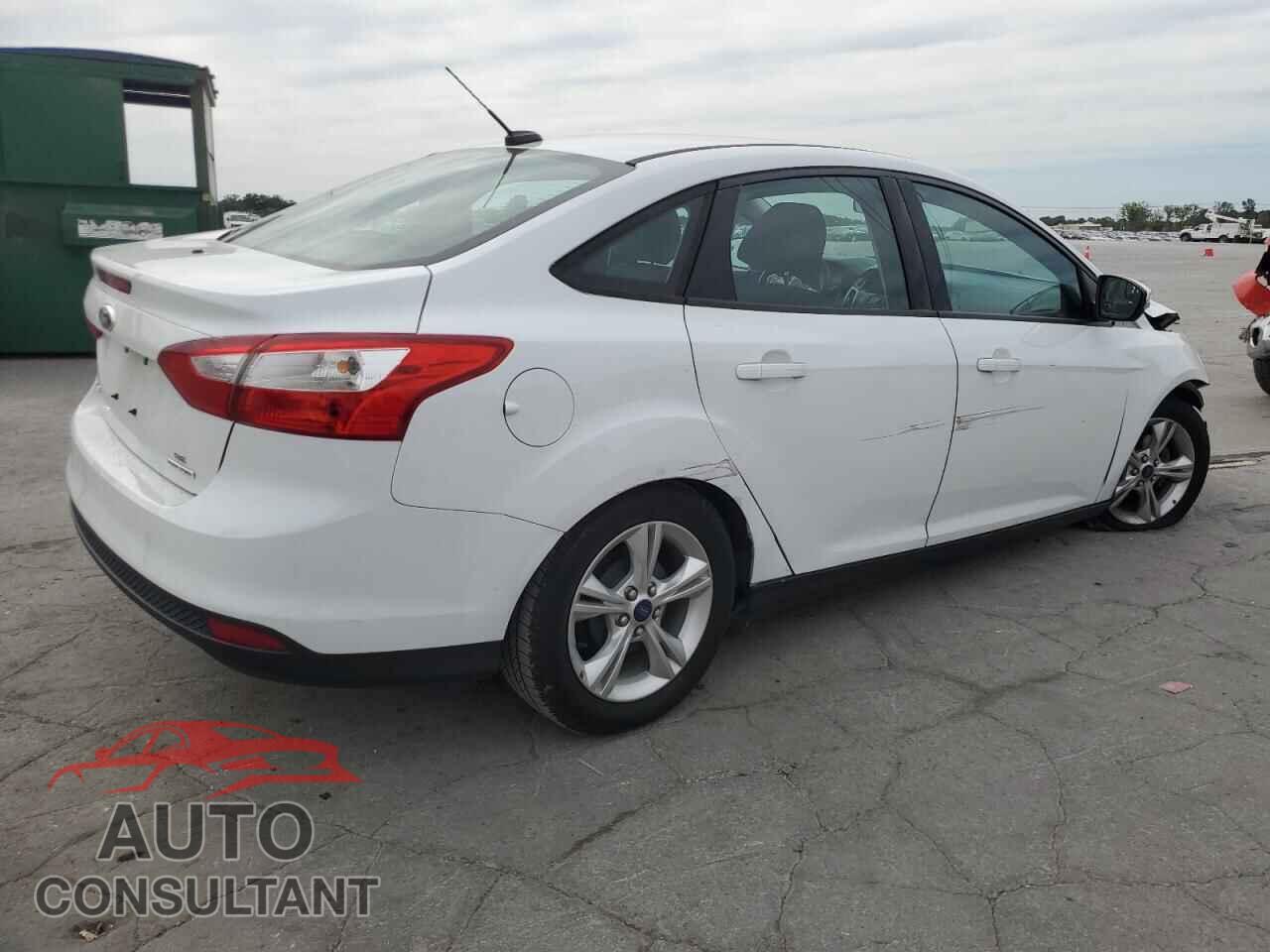 FORD FOCUS 2014 - 1FADP3F28EL272475