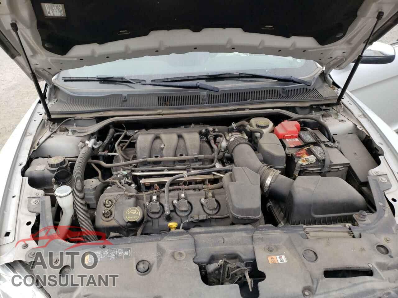 FORD TAURUS 2017 - 1FAHP2F80HG104827