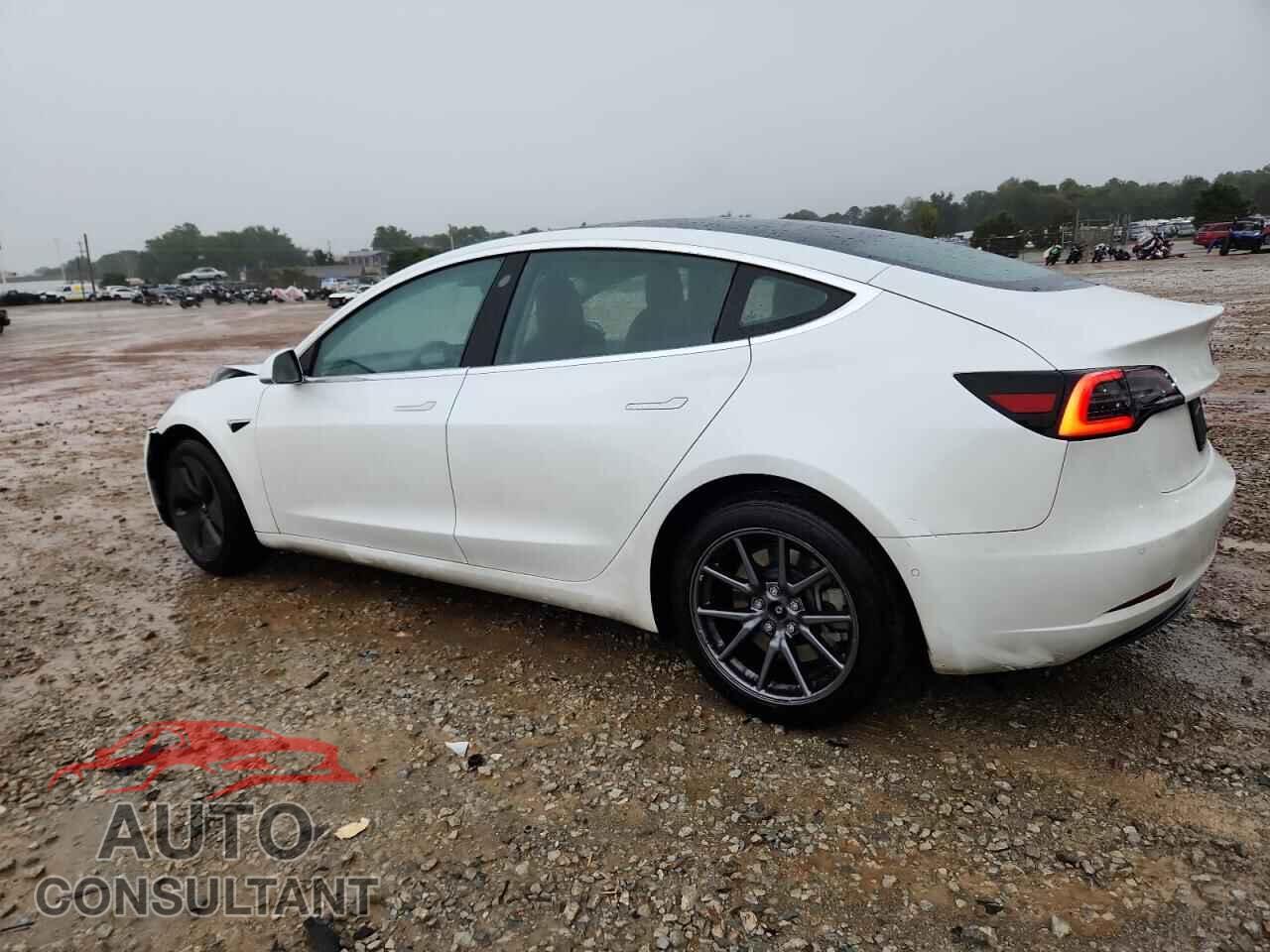 TESLA MODEL 3 2020 - 5YJ3E1EA5LF645335