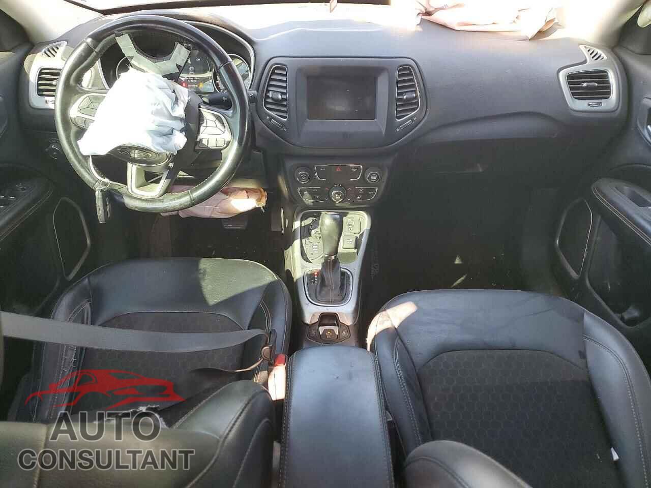 JEEP COMPASS 2020 - 3C4NJDBB2LT174264
