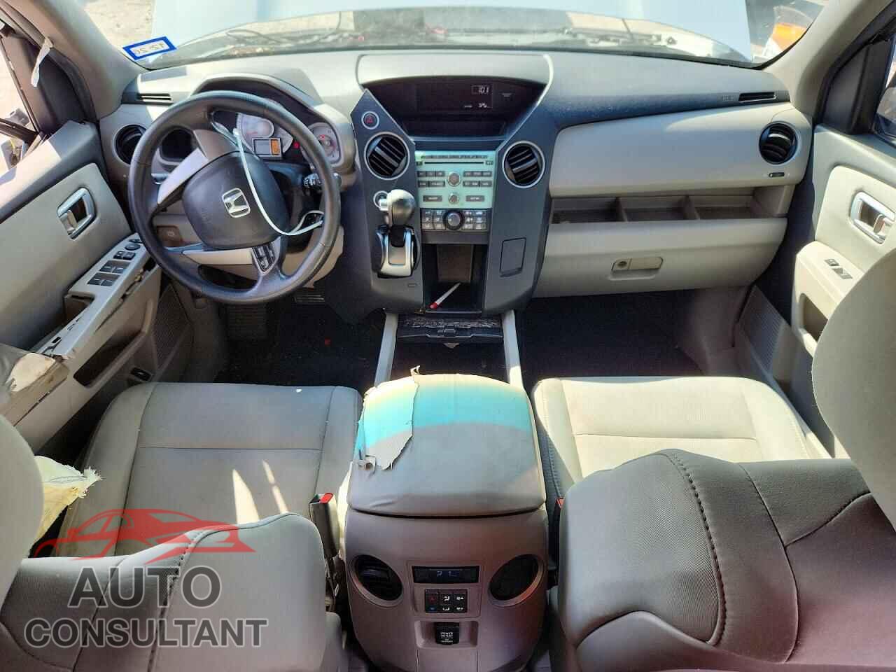 HONDA PILOT 2011 - 5FNYF4H29BB103257