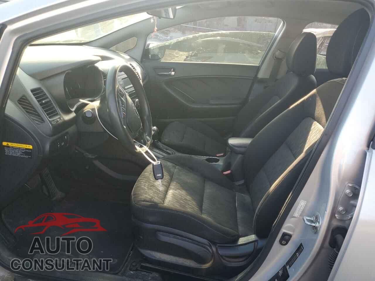 KIA FORTE 2016 - KNAFK4A64G5615210