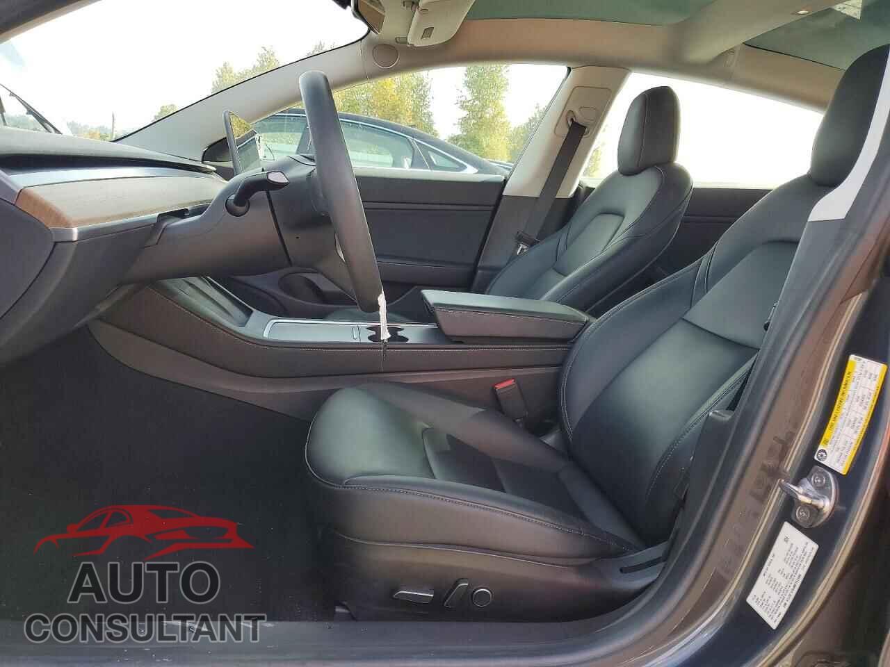 TESLA MODEL 3 2021 - 5YJ3E1EB4MF862000