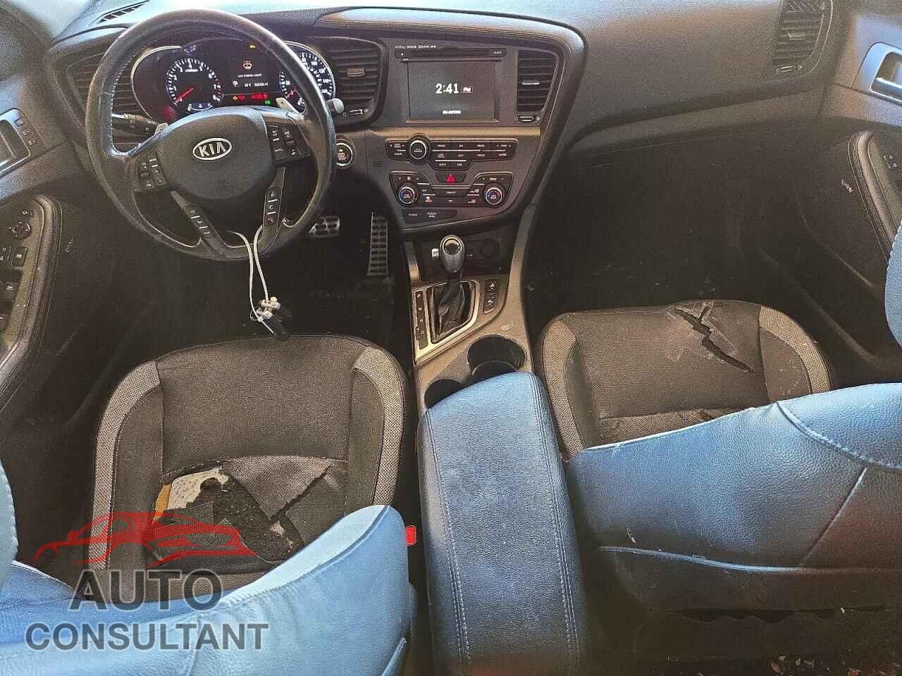 KIA OPTIMA 2012 - 5XXGR4A64CG002271