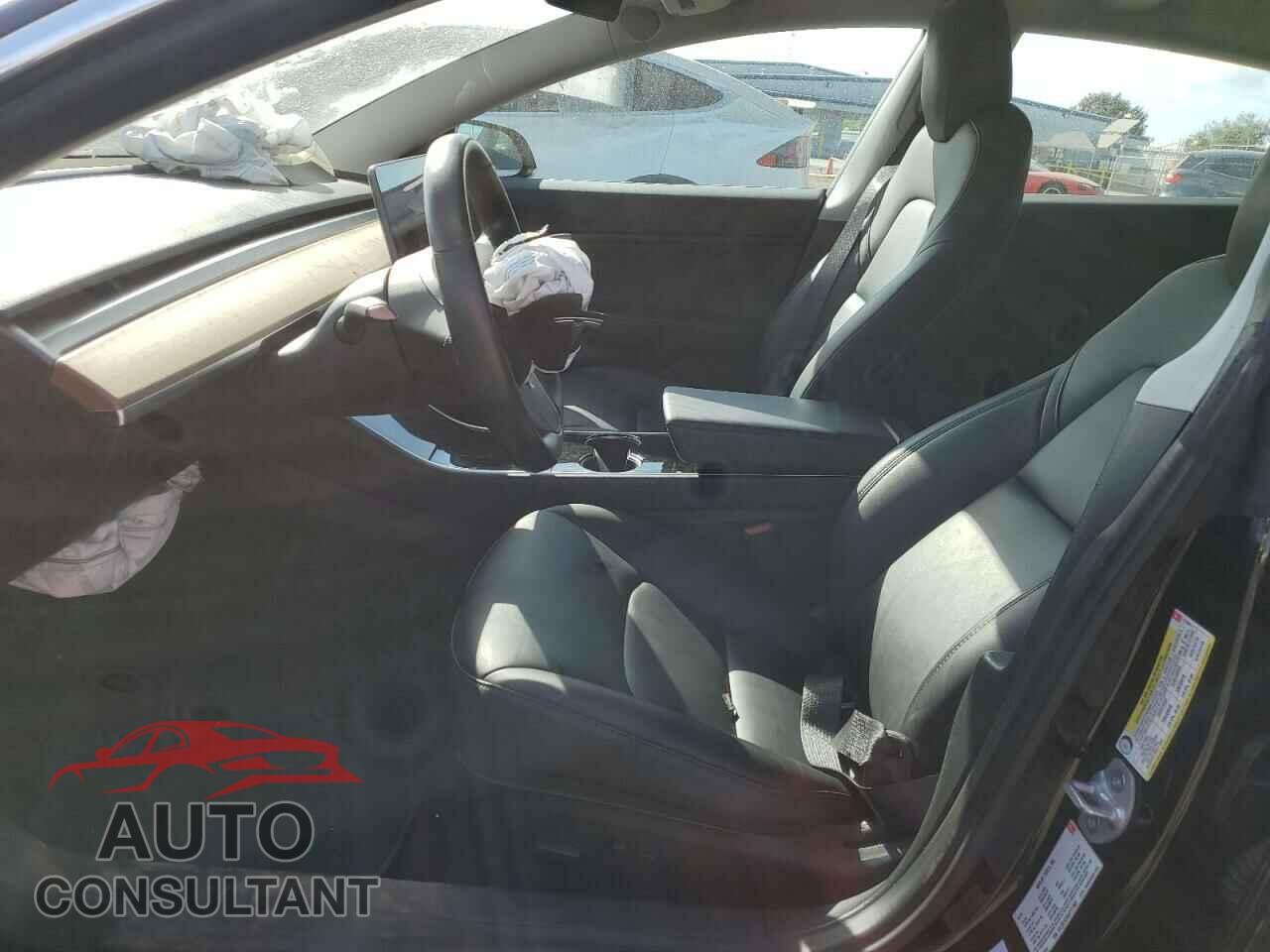 TESLA MODEL 3 2018 - 5YJ3E1EA9JF171581