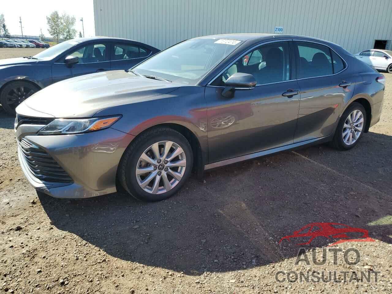 TOYOTA CAMRY 2018 - 4T1B11HK0JU007005