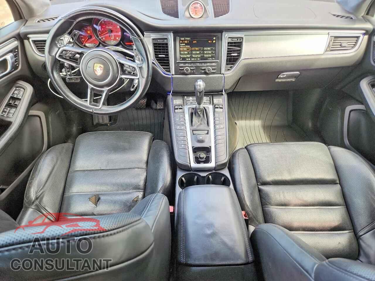 PORSCHE MACAN 2016 - WP1AF2A54GLB93673