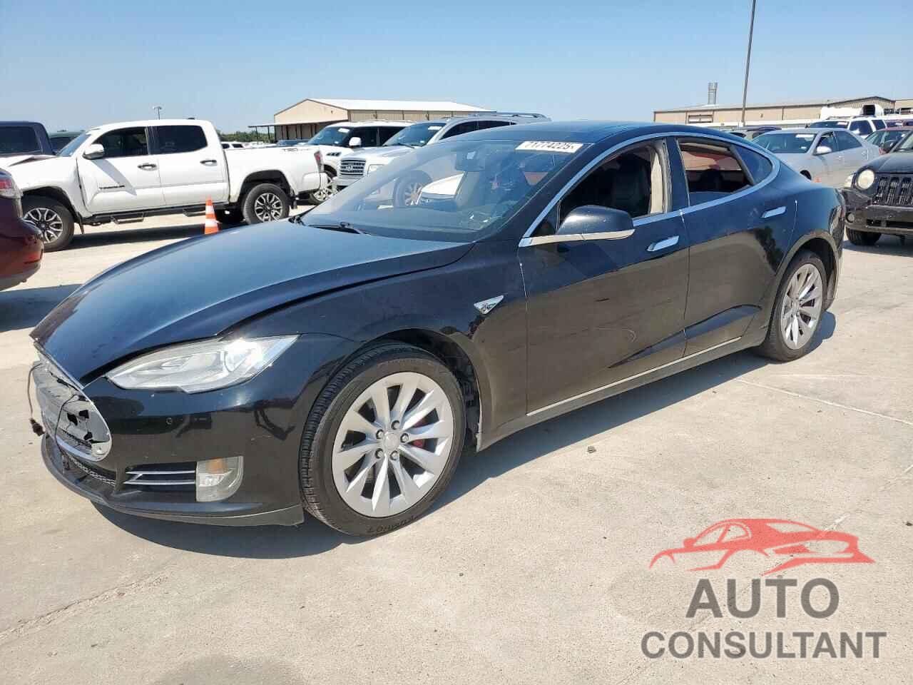 TESLA MODEL S 2014 - 5YJSA1H15EFP44971