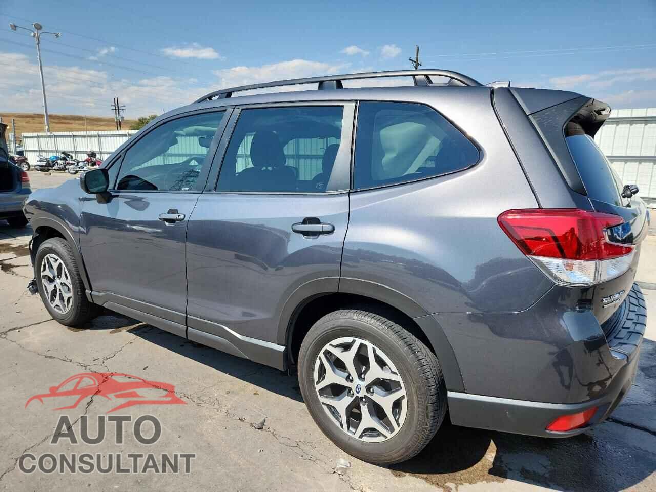 SUBARU FORESTER 2022 - JF2SKAEC6NH477828