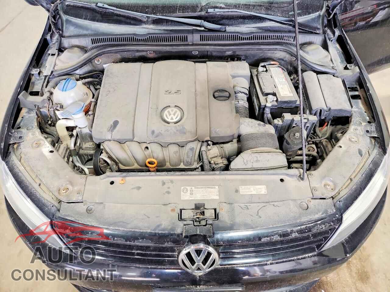 VOLKSWAGEN JETTA 2012 - 3VWDX7AJ9CM113473