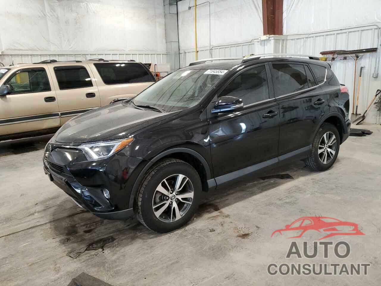 TOYOTA RAV4 2018 - 2T3RFREV0JW834491