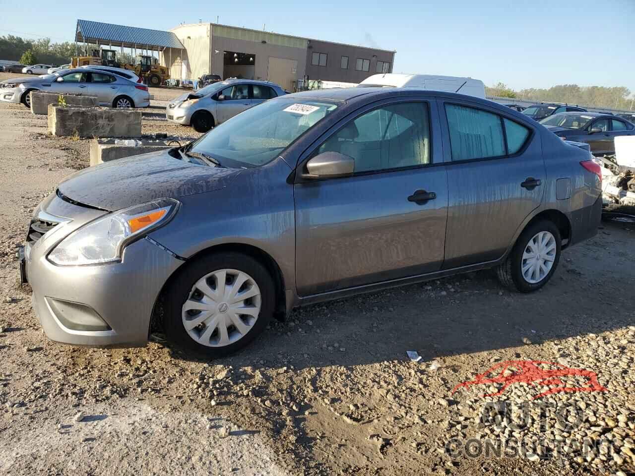 NISSAN VERSA 2018 - 3N1CN7AP6JL800862