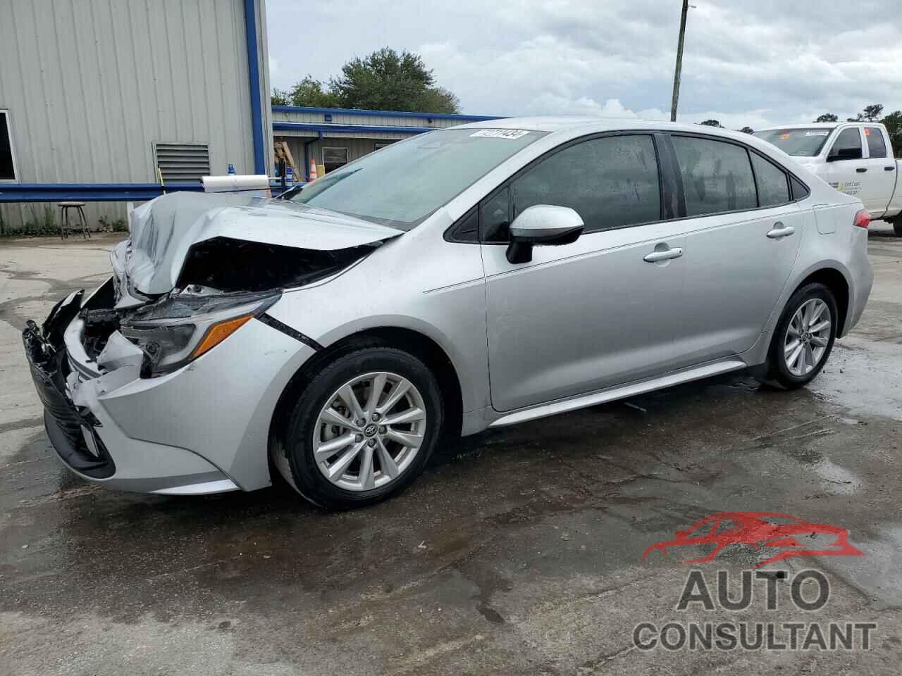 TOYOTA COROLLA 2024 - JTDBCMFEXRJ021729